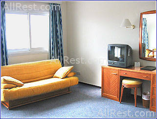 Cynthiana Beach Hotel 7